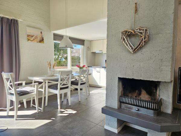 Bungalow Schotvanger Egmond aan den Hoef Bagian luar foto