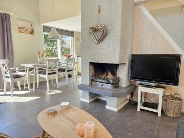Bungalow Schotvanger Egmond aan den Hoef Bagian luar foto